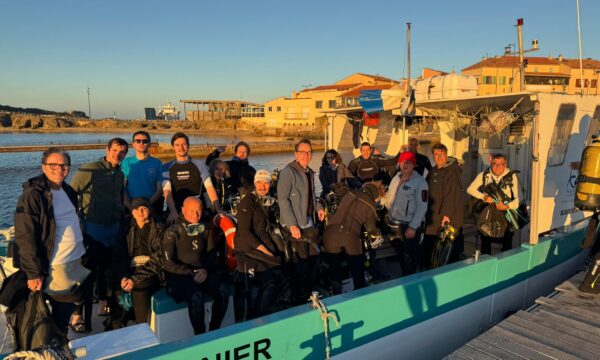 17AF2169-F3B4-4B24-8FD6-BEFBC0A310DA 17AF2169-F3B4-4B24-8FD6-BEFBC0A310DA